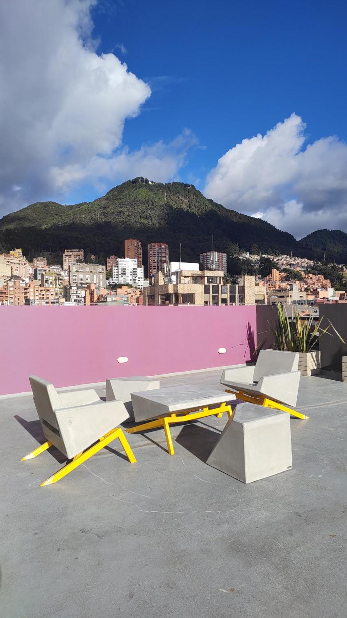 Casa Campus Ivin Chapinero Aparthotel Bogota Ngoại thất bức ảnh